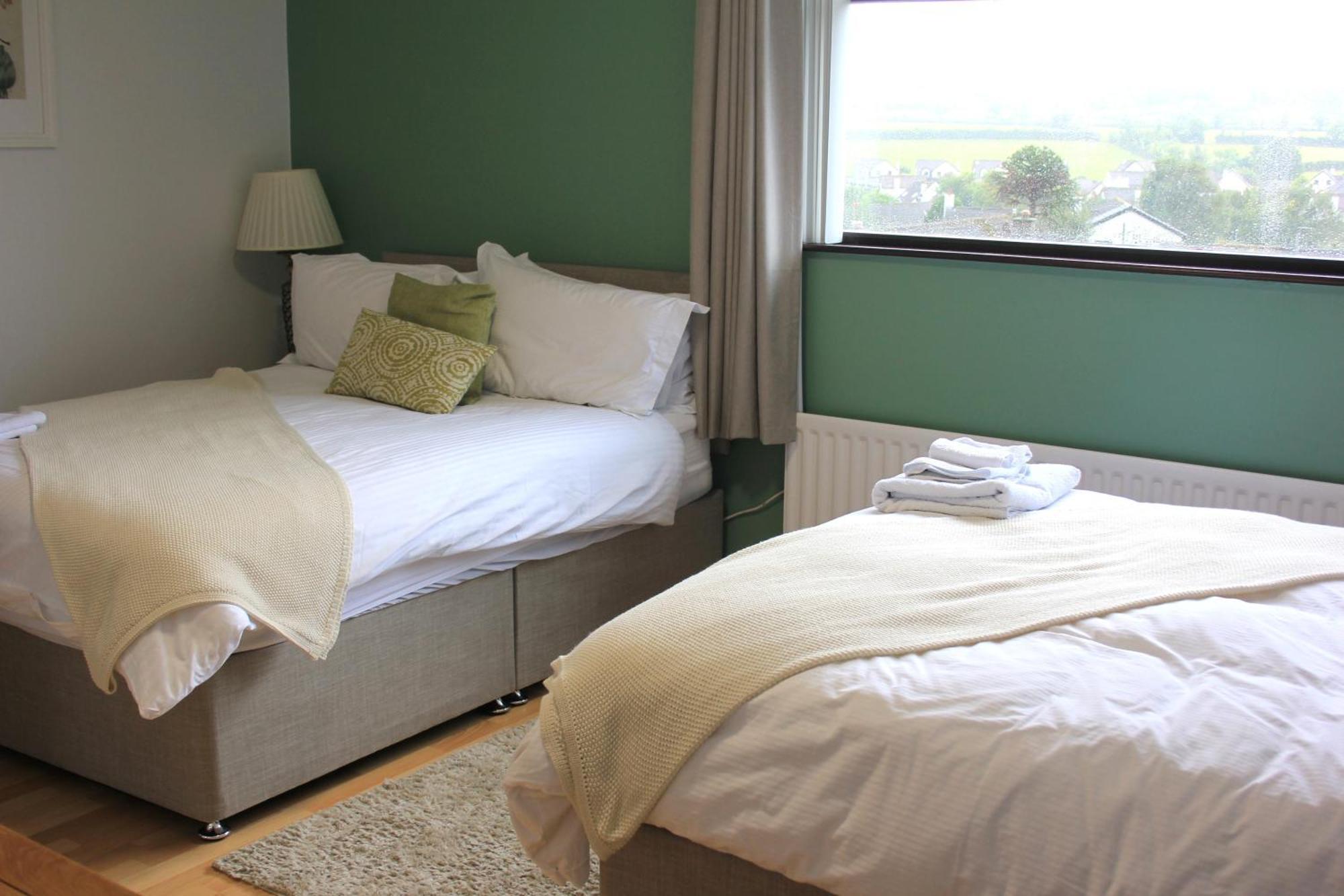 Cairnview Bed And Breakfast Ларн Экстерьер фото